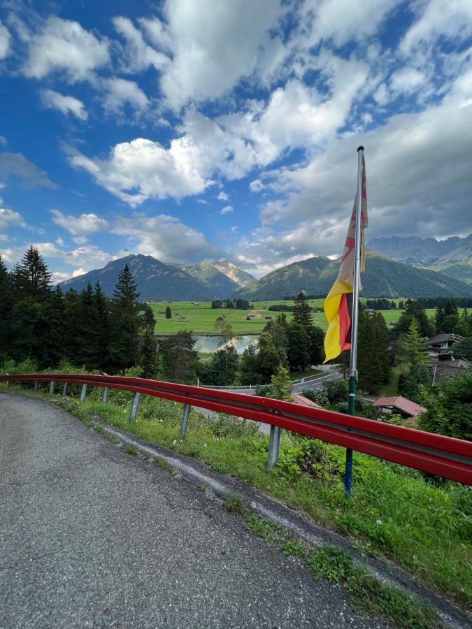 Baeckeralm - B&B 16 + มิทเทนวัลด์ ภายนอก รูปภาพ