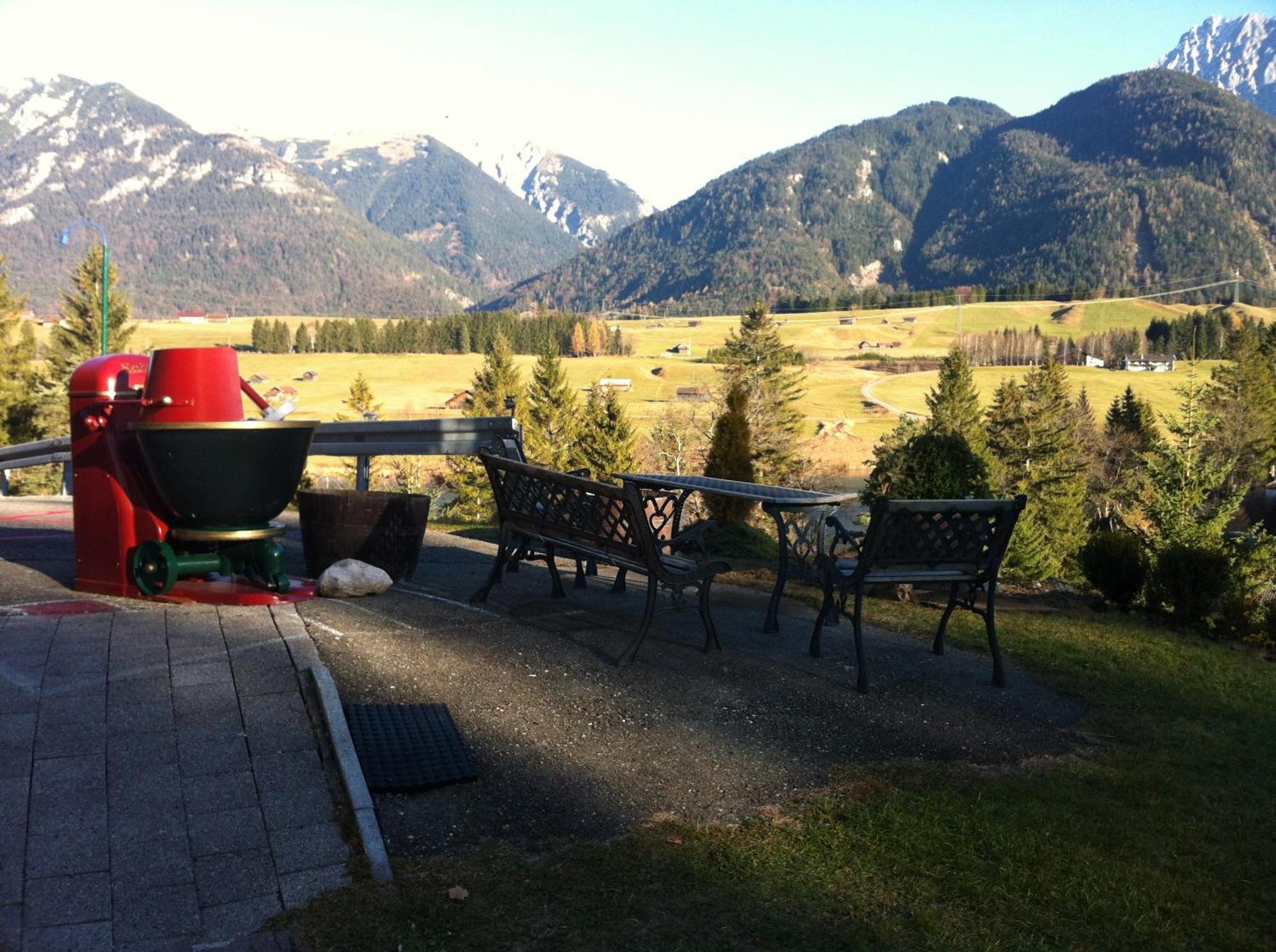Baeckeralm - B&B 16 + มิทเทนวัลด์ ภายนอก รูปภาพ