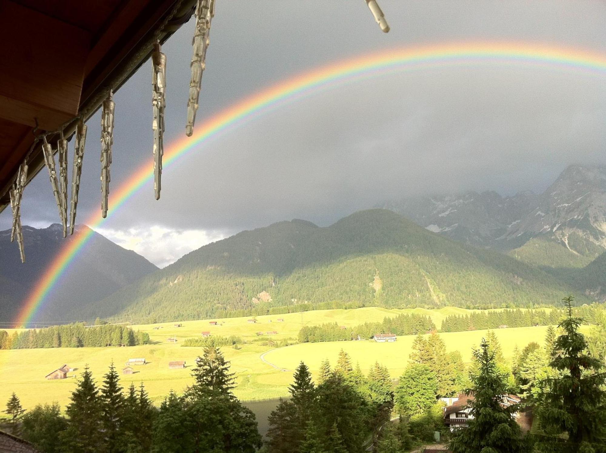 Baeckeralm - B&B 16 + มิทเทนวัลด์ ภายนอก รูปภาพ