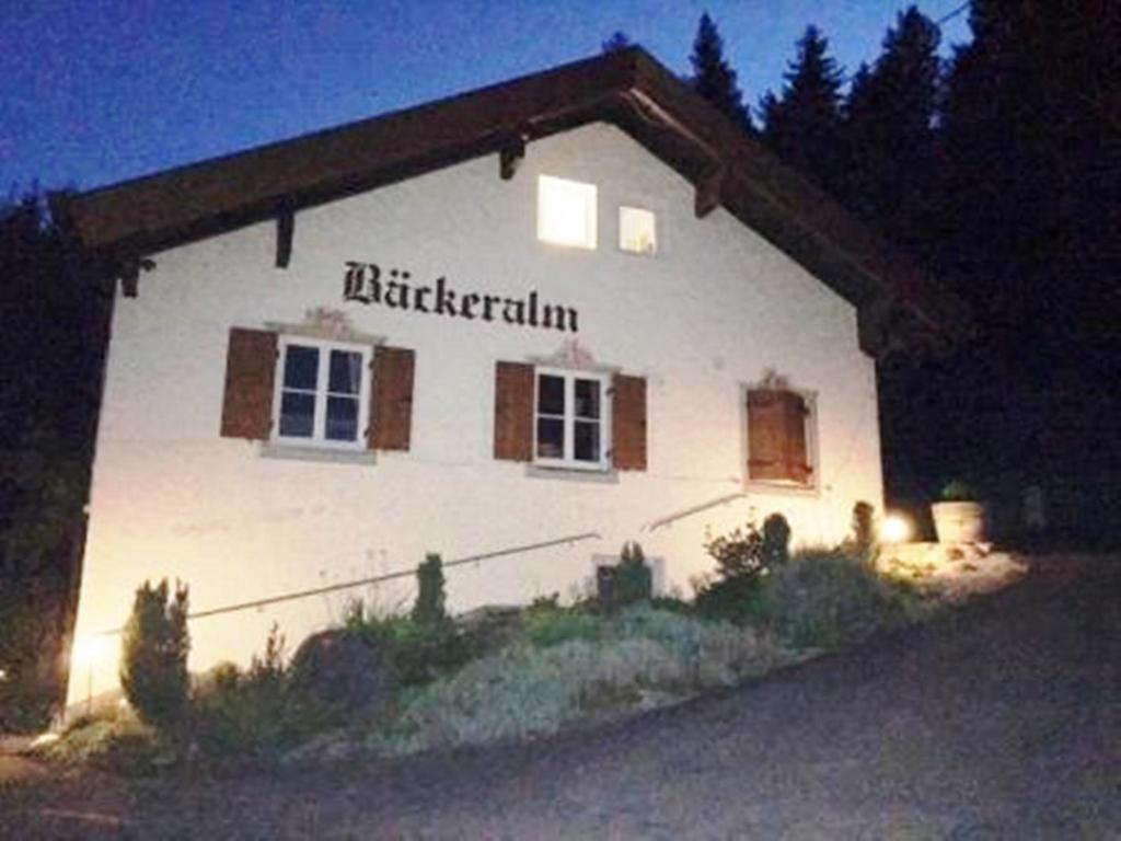 Baeckeralm - B&B 16 + มิทเทนวัลด์ ภายนอก รูปภาพ