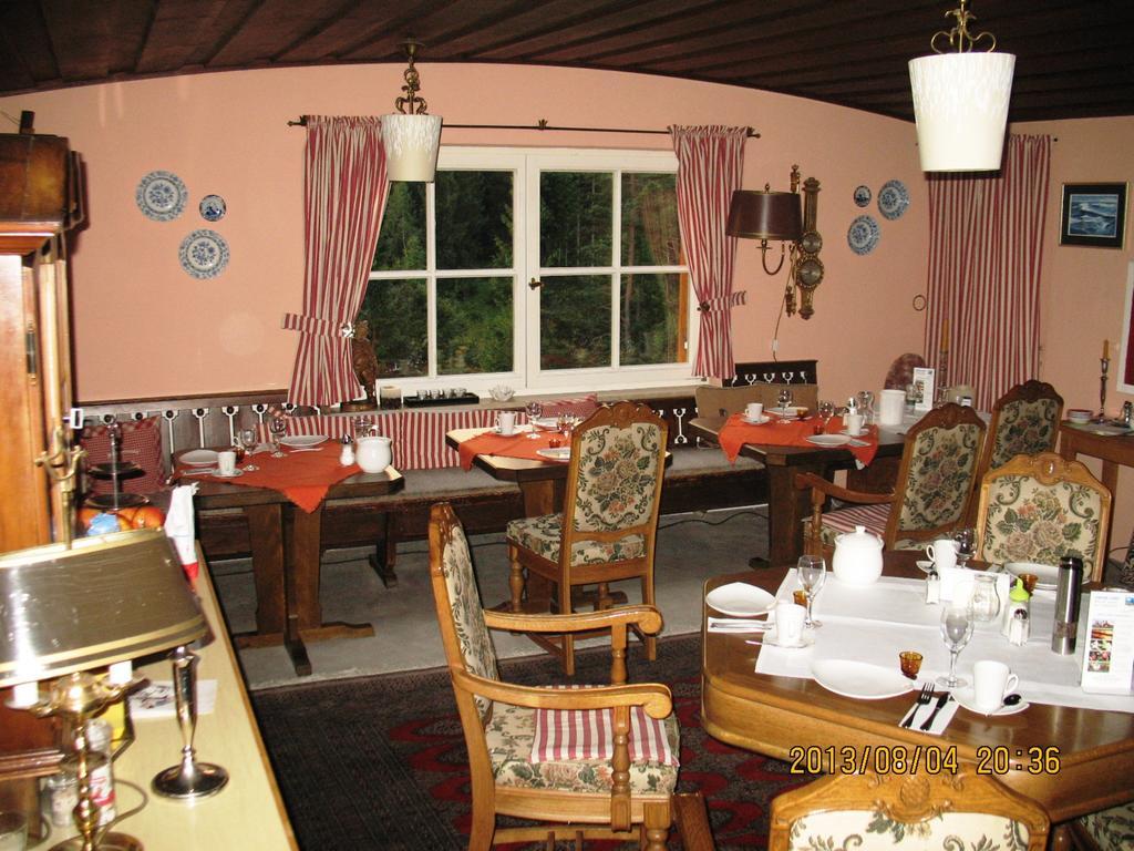 Baeckeralm - B&B 16 + มิทเทนวัลด์ ภายนอก รูปภาพ